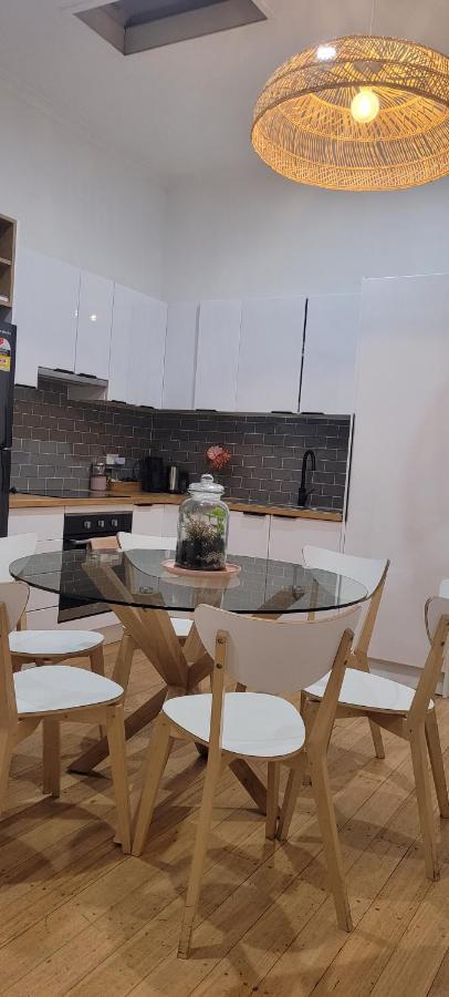 Boutique Beach House In The Heart Of St. Kilda Melbourne Luaran gambar